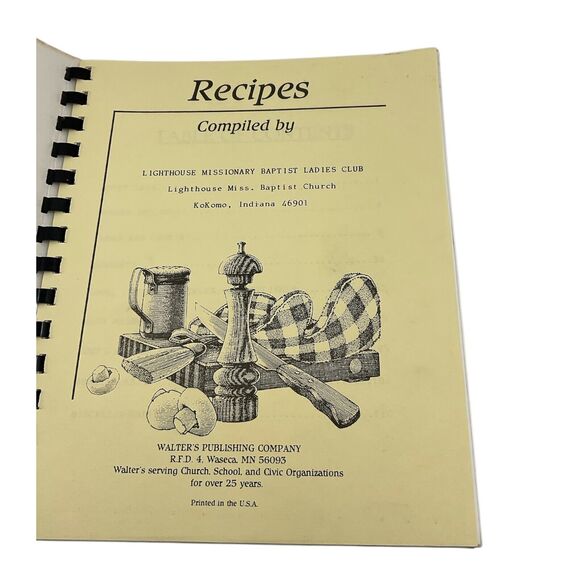 Recipes From The Heart Cookbook Lighthouse Missionary Baptist Ladies Kokomo IN - Picture 3 of 4